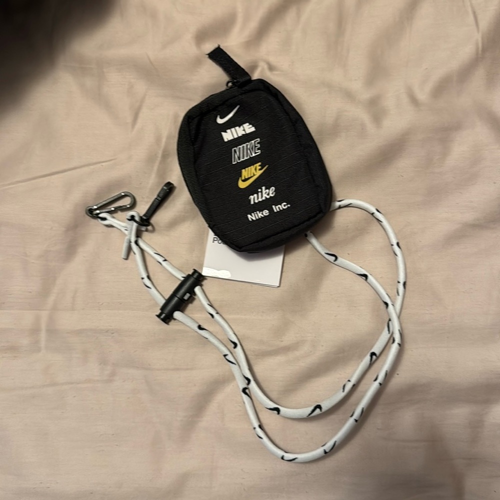 Nike pouch